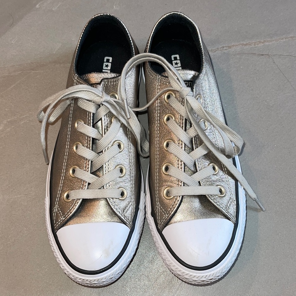 Limited edition Converse, size 6.5
